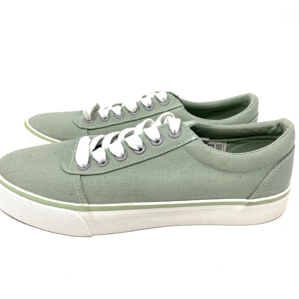 CHARLIE PAIGE Women's Mint Green Canvas Sneakers Size 7